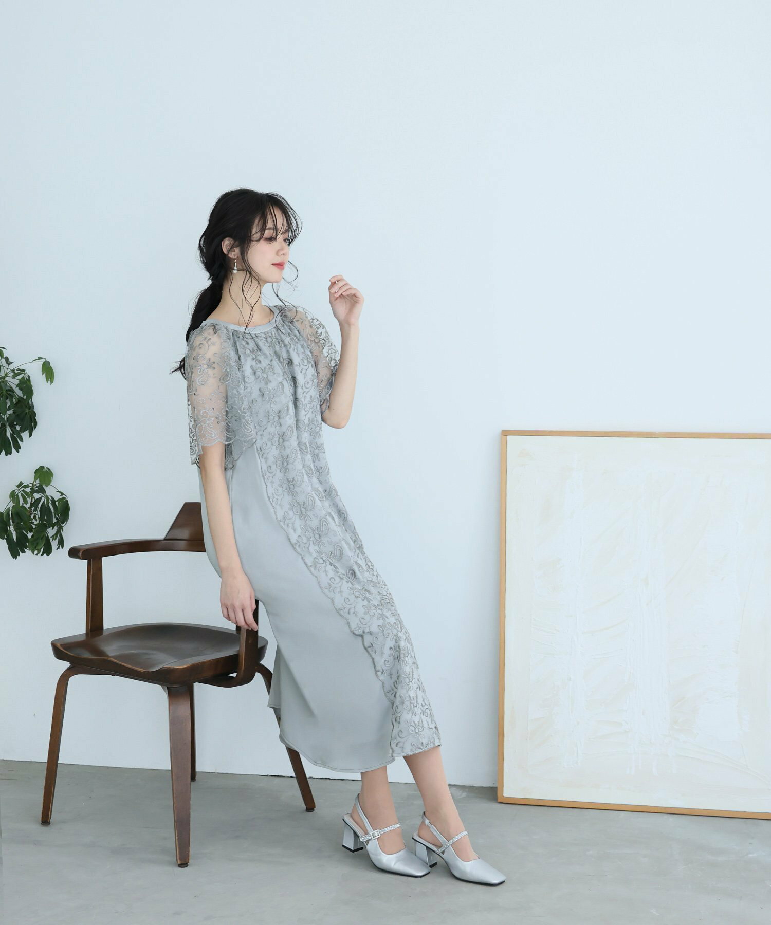 Aライン 刺繍ドレス